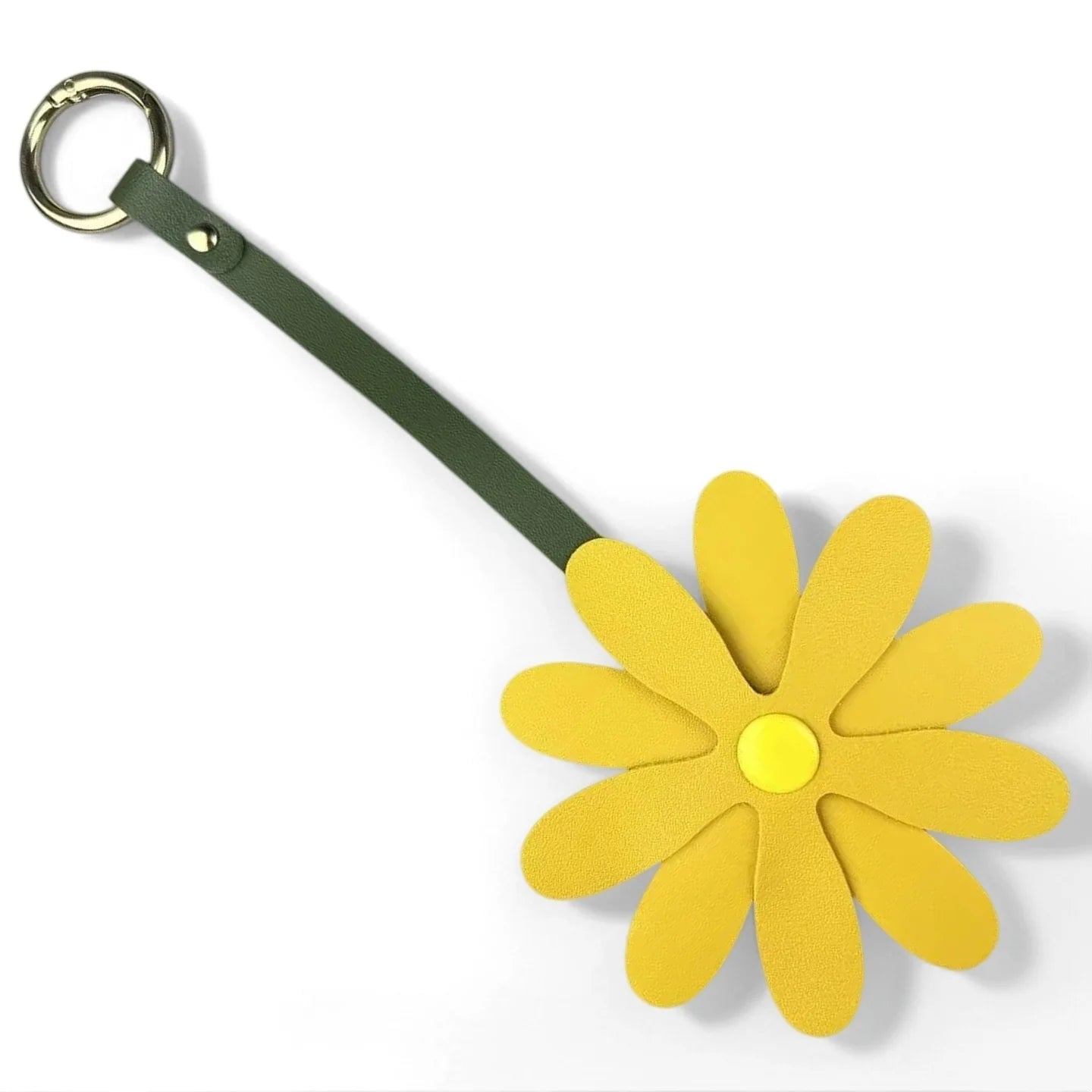 The Oversized Daisy Bag Charm