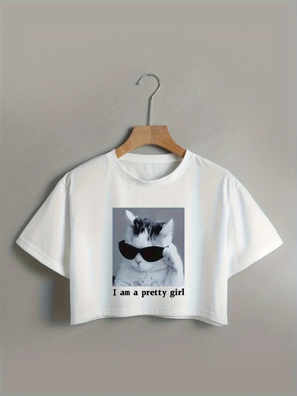 "Gravity Cat" Cropped Tee