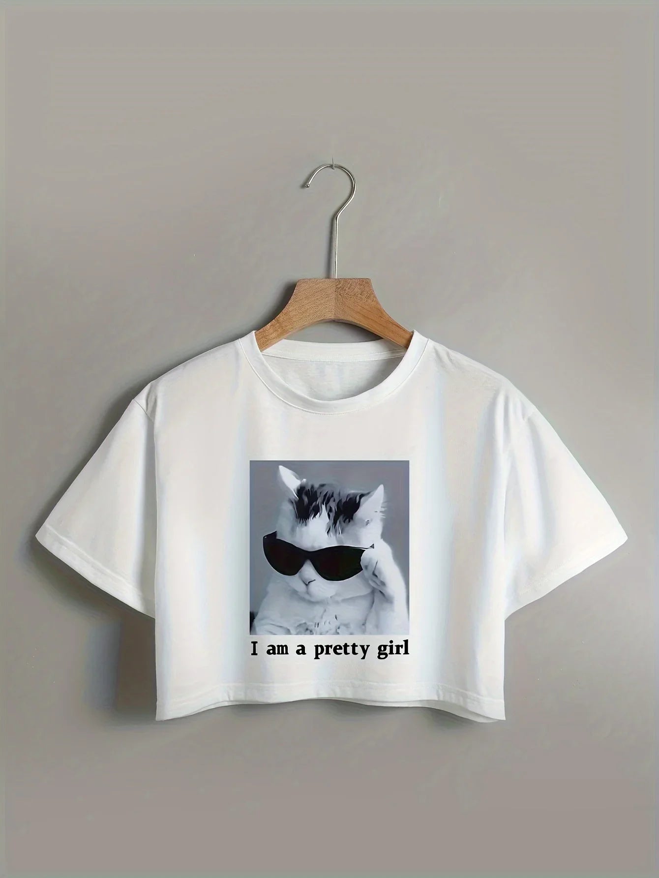 "Gravity Cat" Cropped Tee