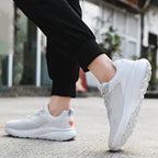 Bold-Axis Runner